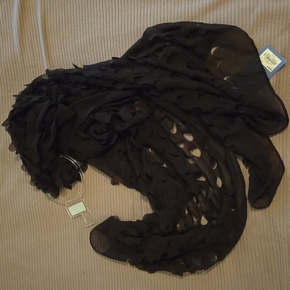 Simply Vera Wang Scarf